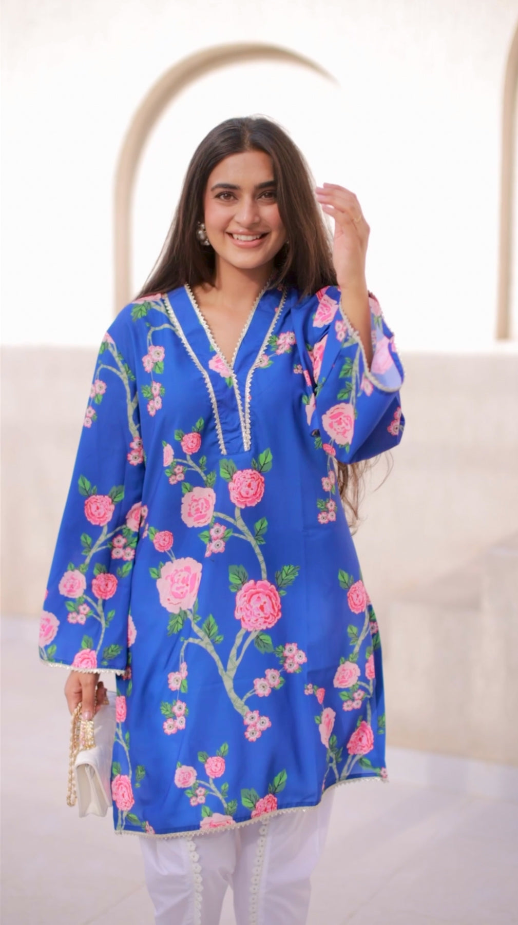 Blue Floral Kurta and Tulip Pants Set