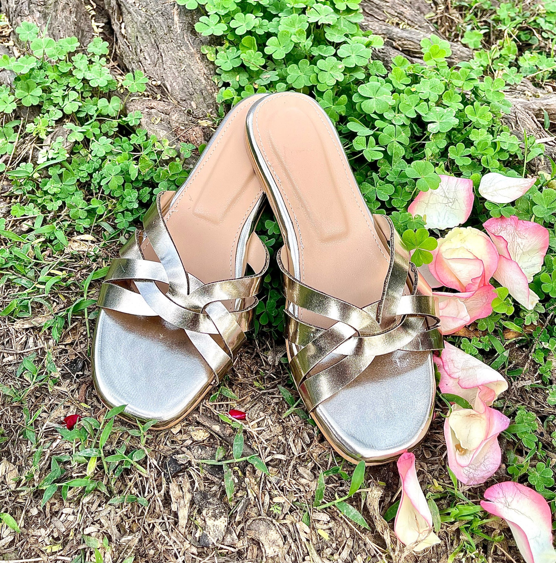 Gold Criss Cross Flats