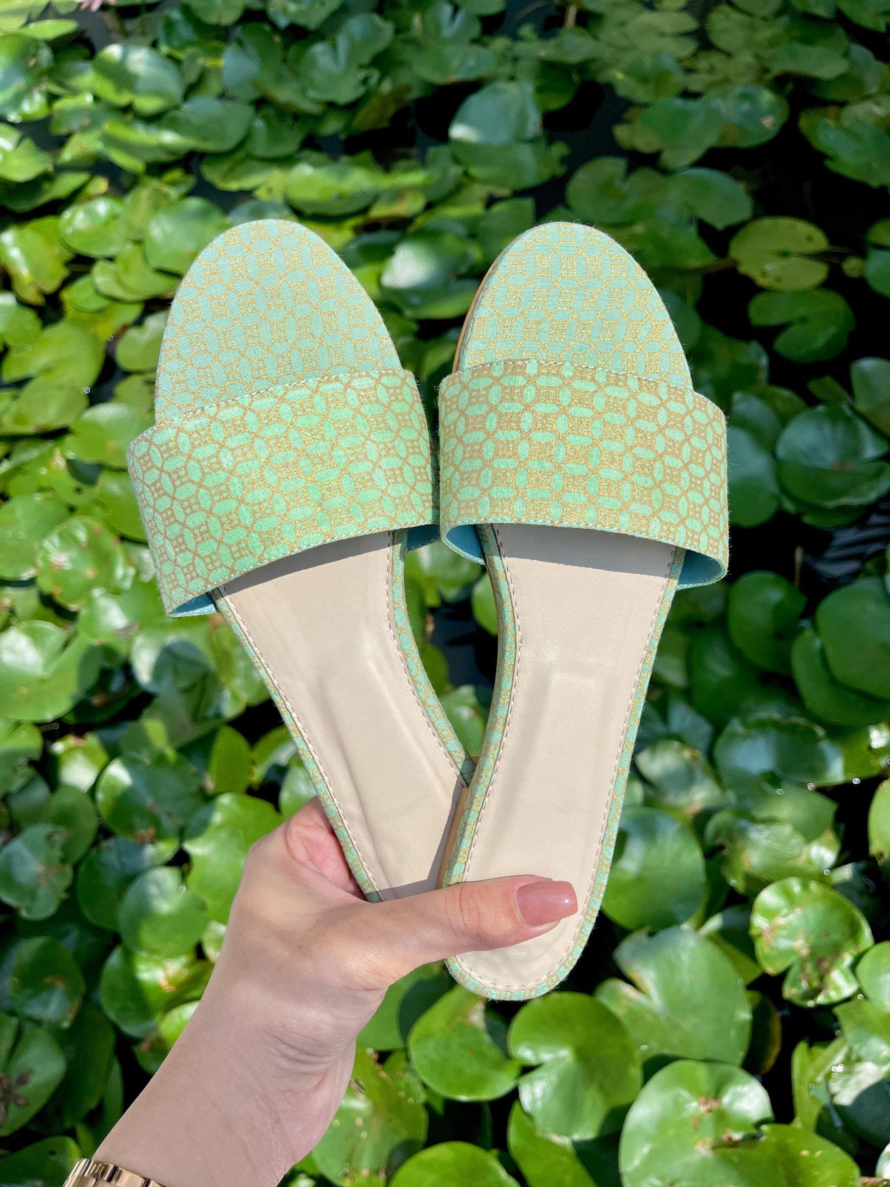 Mint Blossom Slides