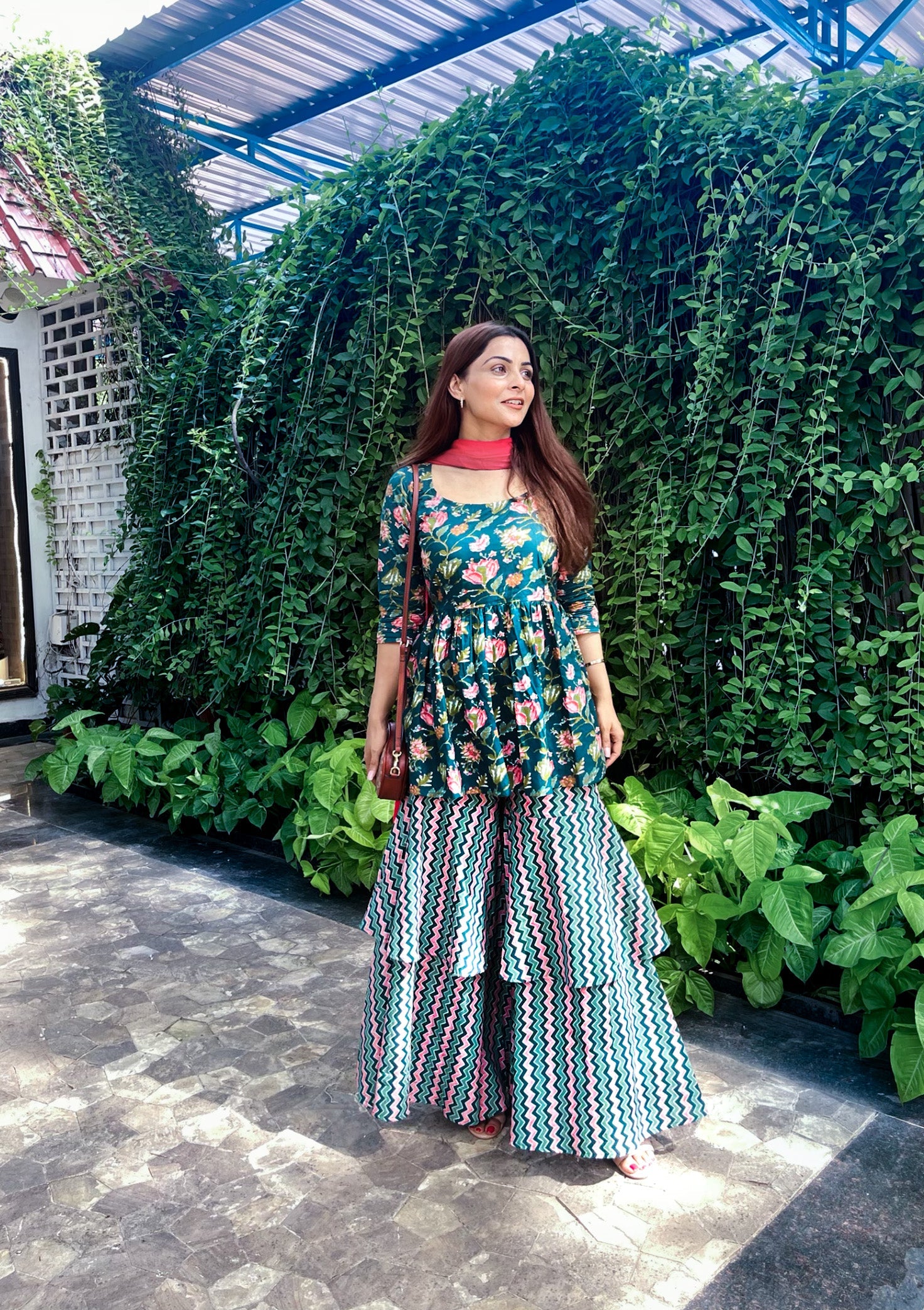 Floral Print Dupatta Suit Set