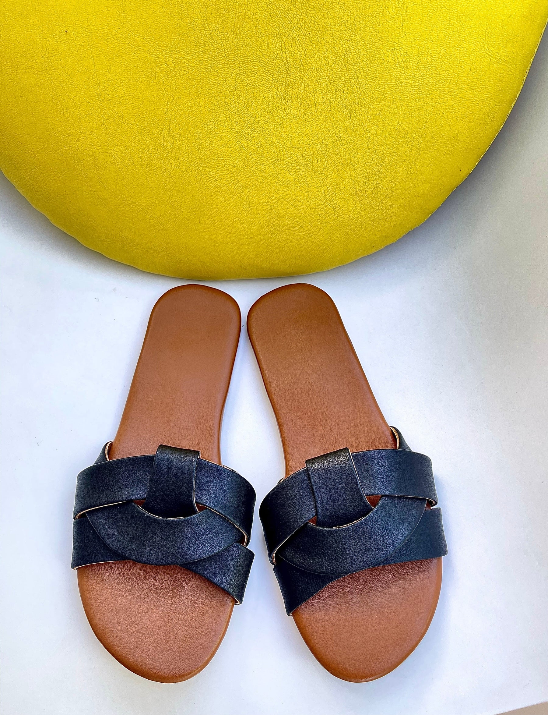 Black Celtic Knot Slides