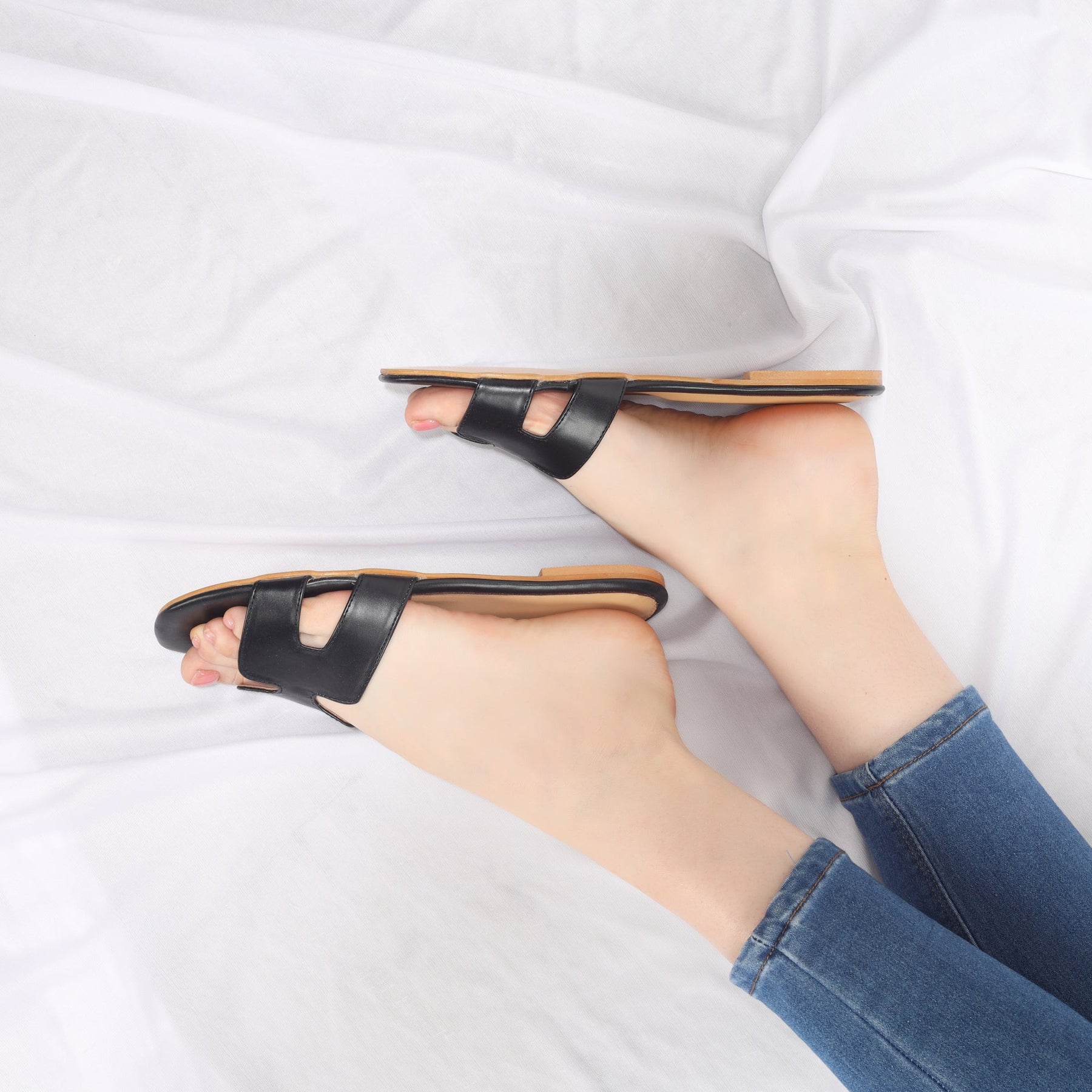 Women’s Black Slides