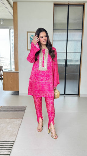 Pink Bandhej Suit Set